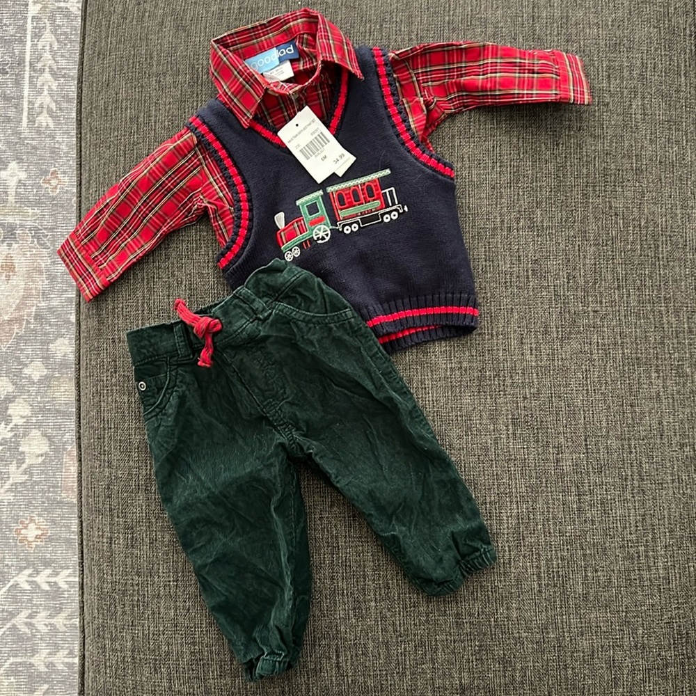 Holiday Infant Outfit Sweater Vest Set